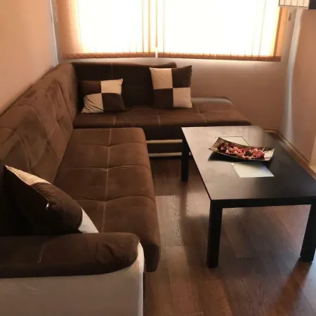 Apartment боряна *